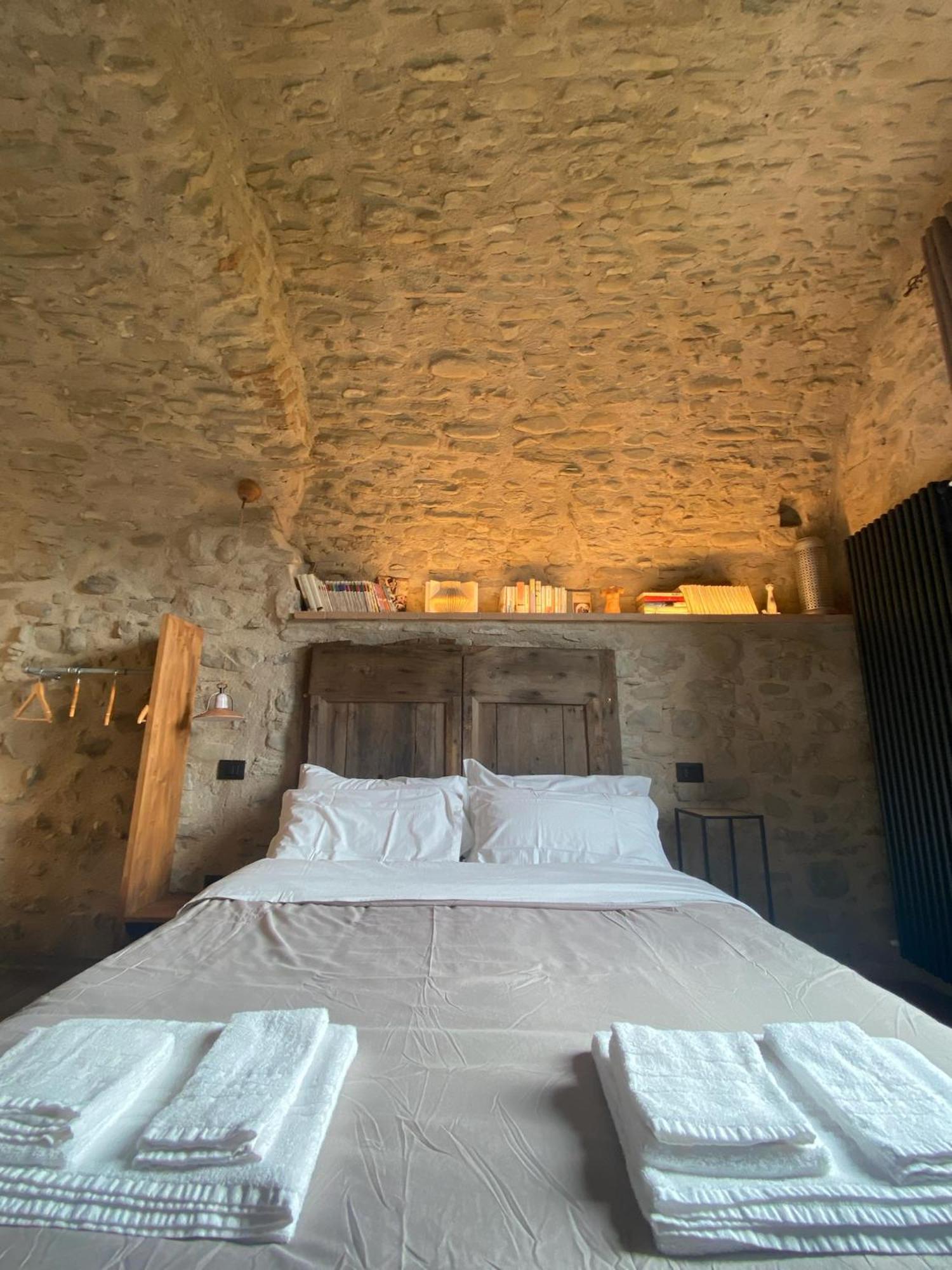 La Casa Medievale Suites E Spa Pontremoli Exteriér fotografie