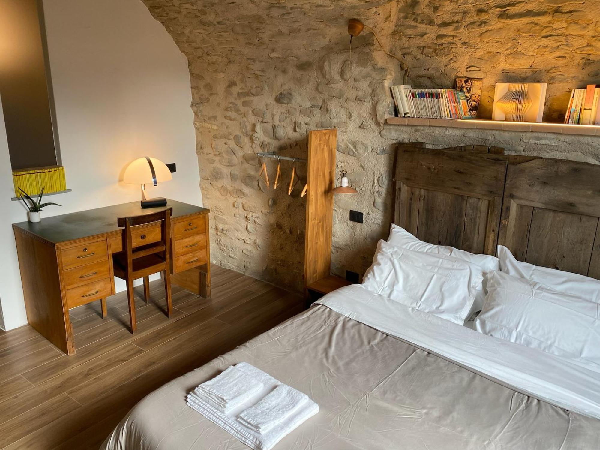 La Casa Medievale Suites E Spa Pontremoli Exteriér fotografie