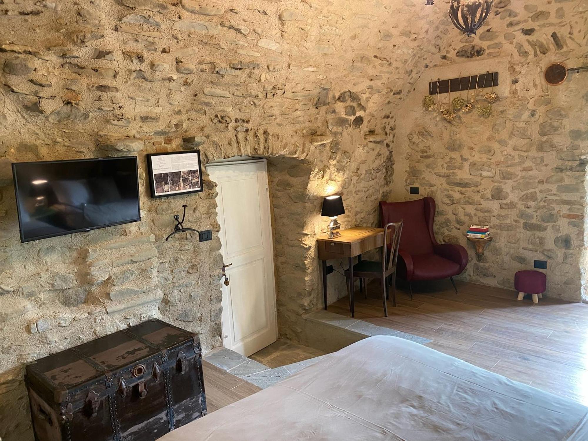 La Casa Medievale Suites E Spa Pontremoli Exteriér fotografie