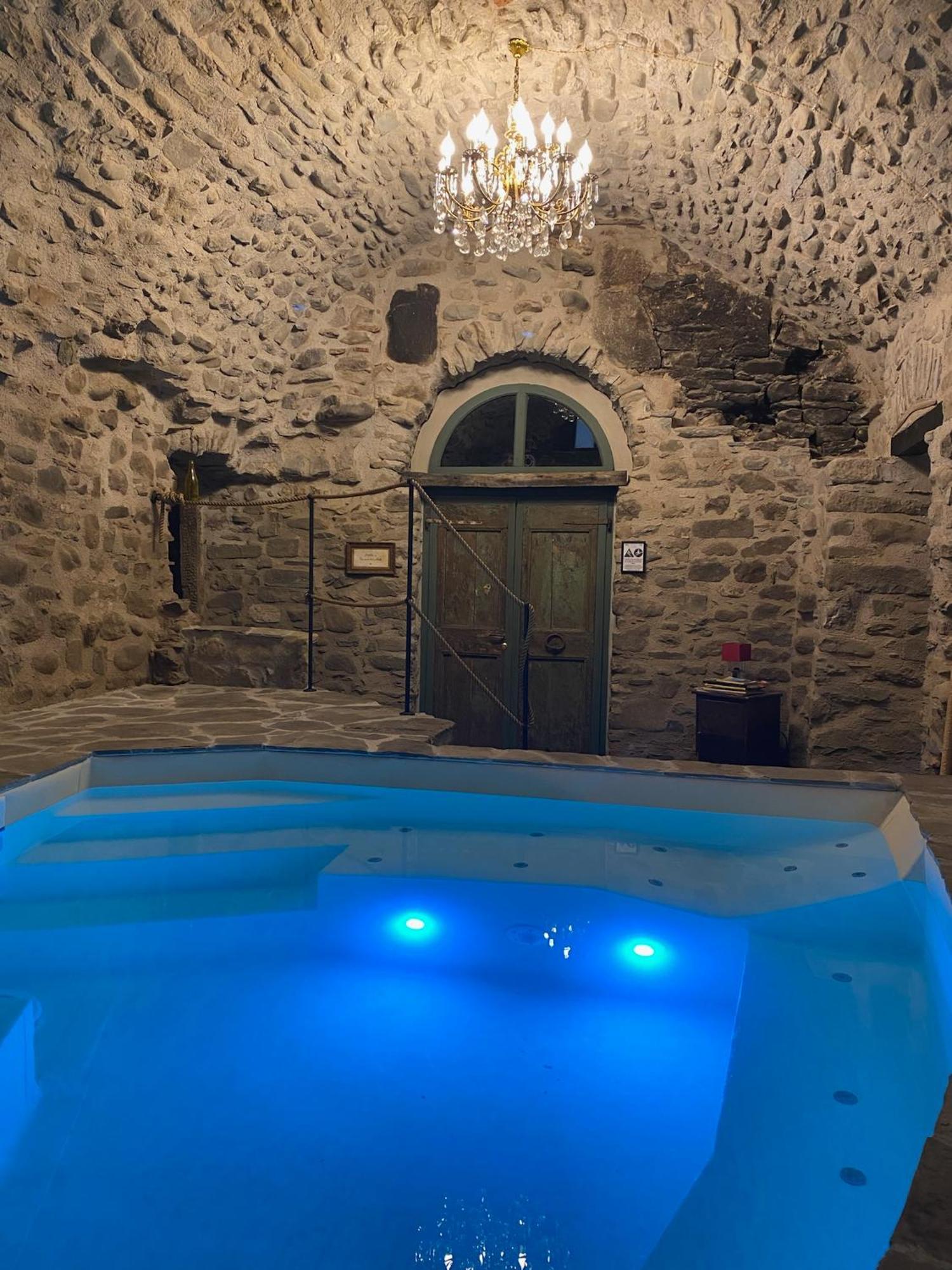 La Casa Medievale Suites E Spa Pontremoli Exteriér fotografie