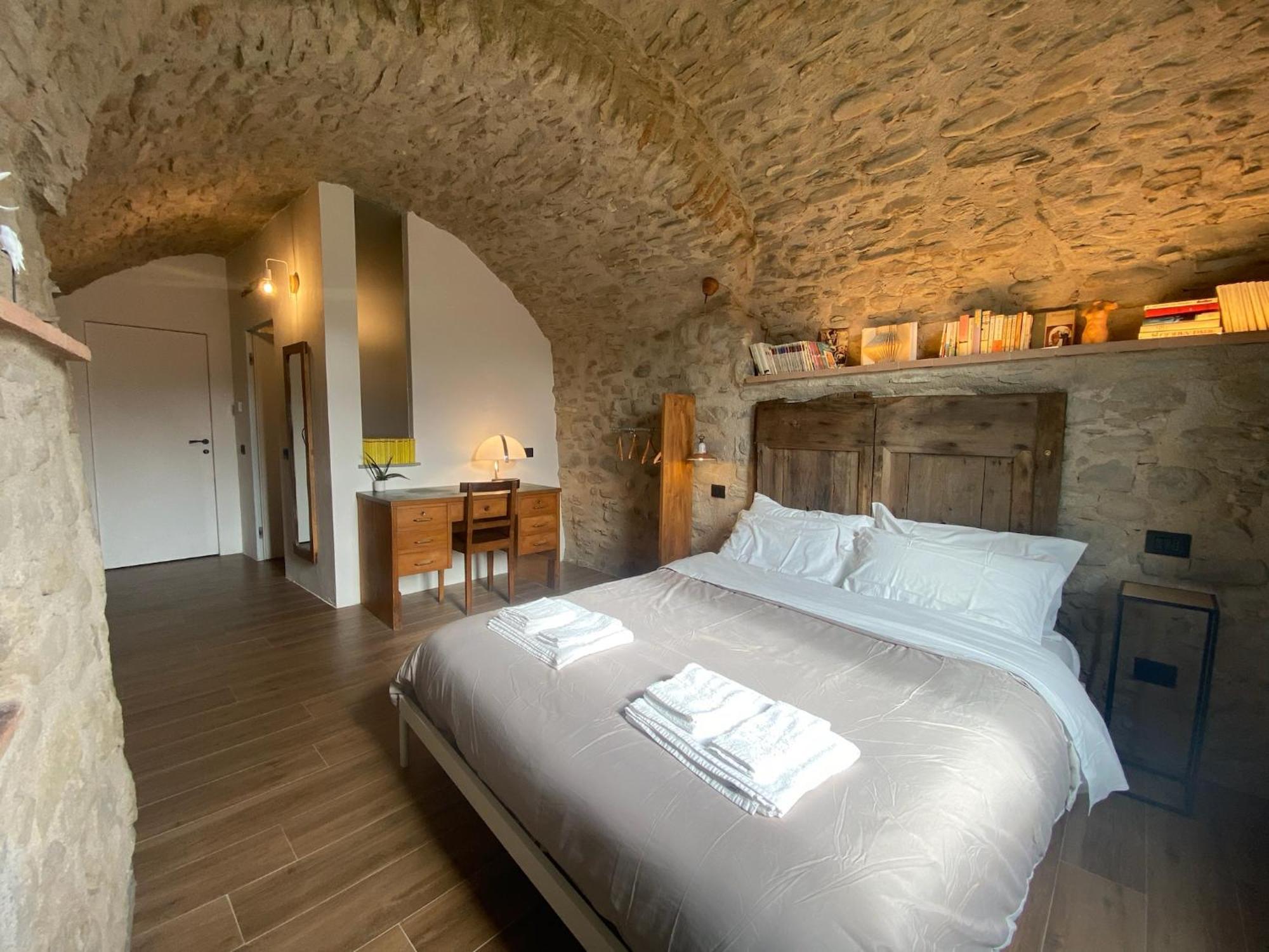 La Casa Medievale Suites E Spa Pontremoli Exteriér fotografie