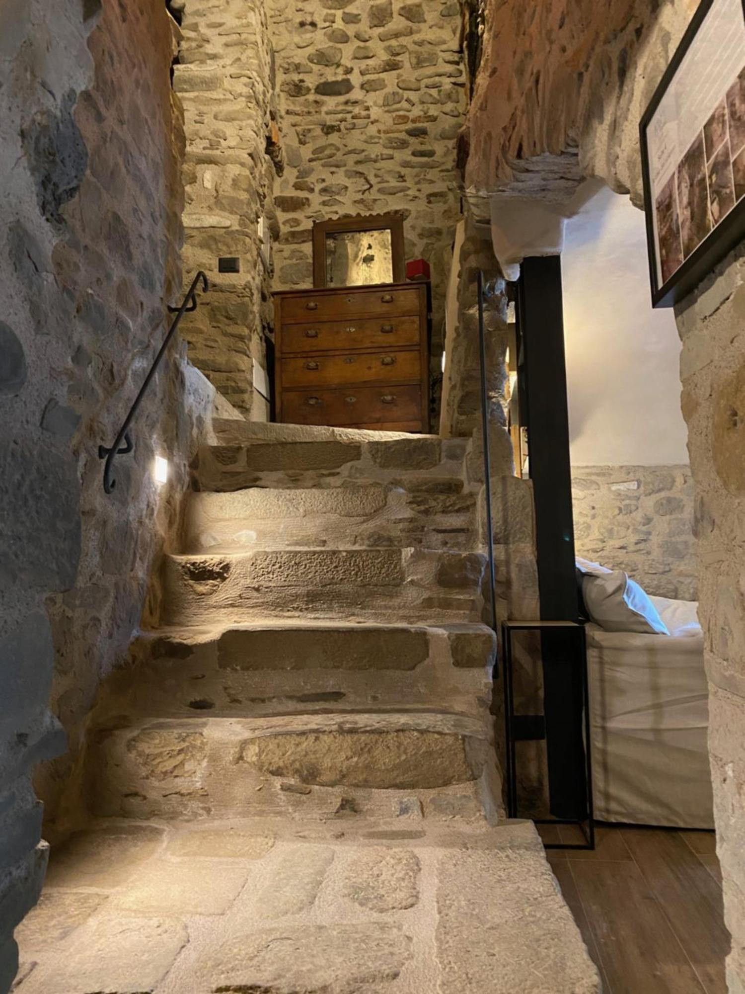 La Casa Medievale Suites E Spa Pontremoli Exteriér fotografie