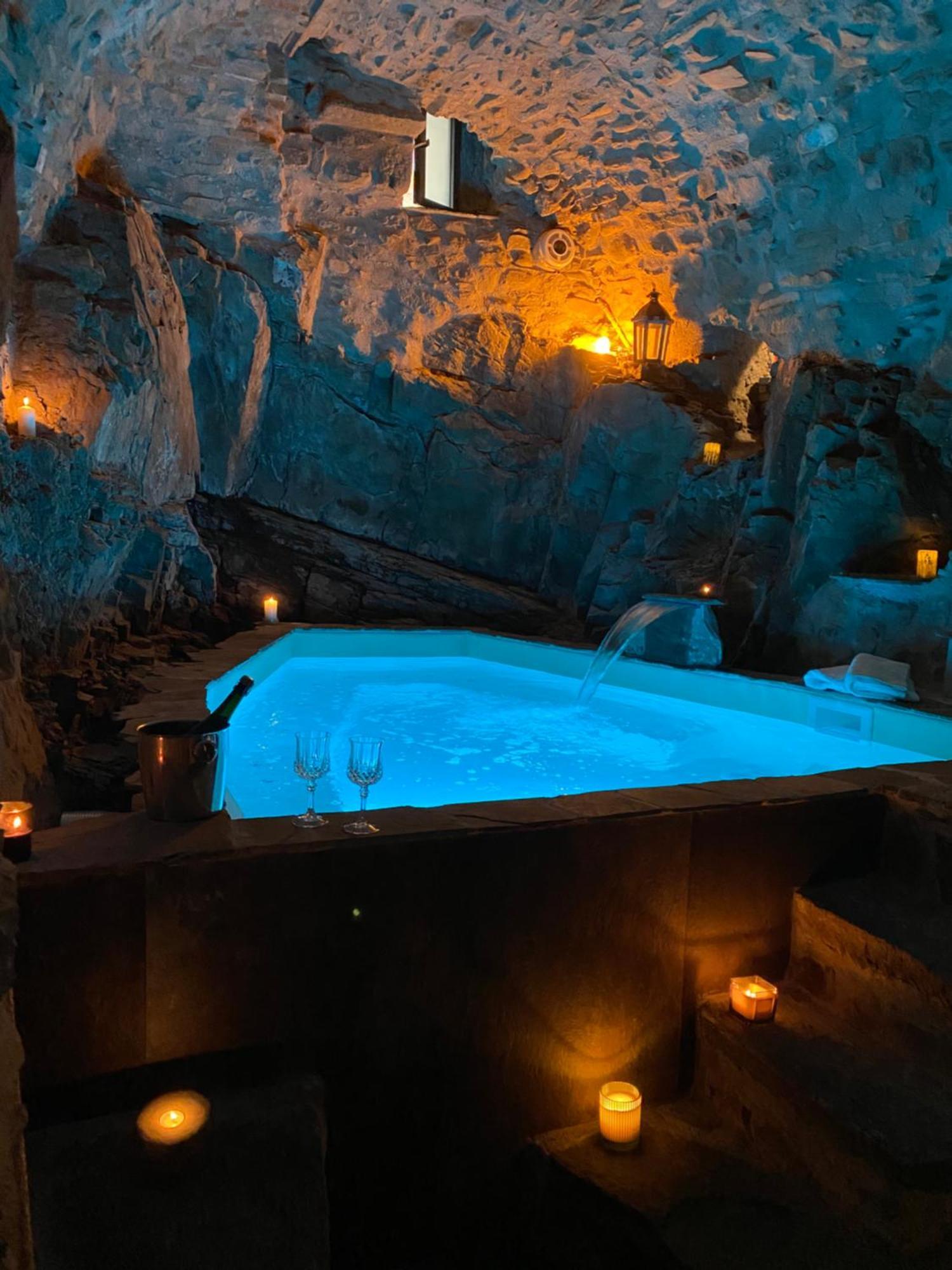 La Casa Medievale Suites E Spa Pontremoli Exteriér fotografie